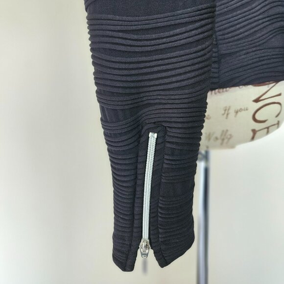 Jacket/Blazer - Picture 5 of 11